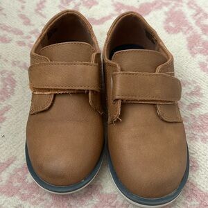 Boys Light brown children’s place shoes